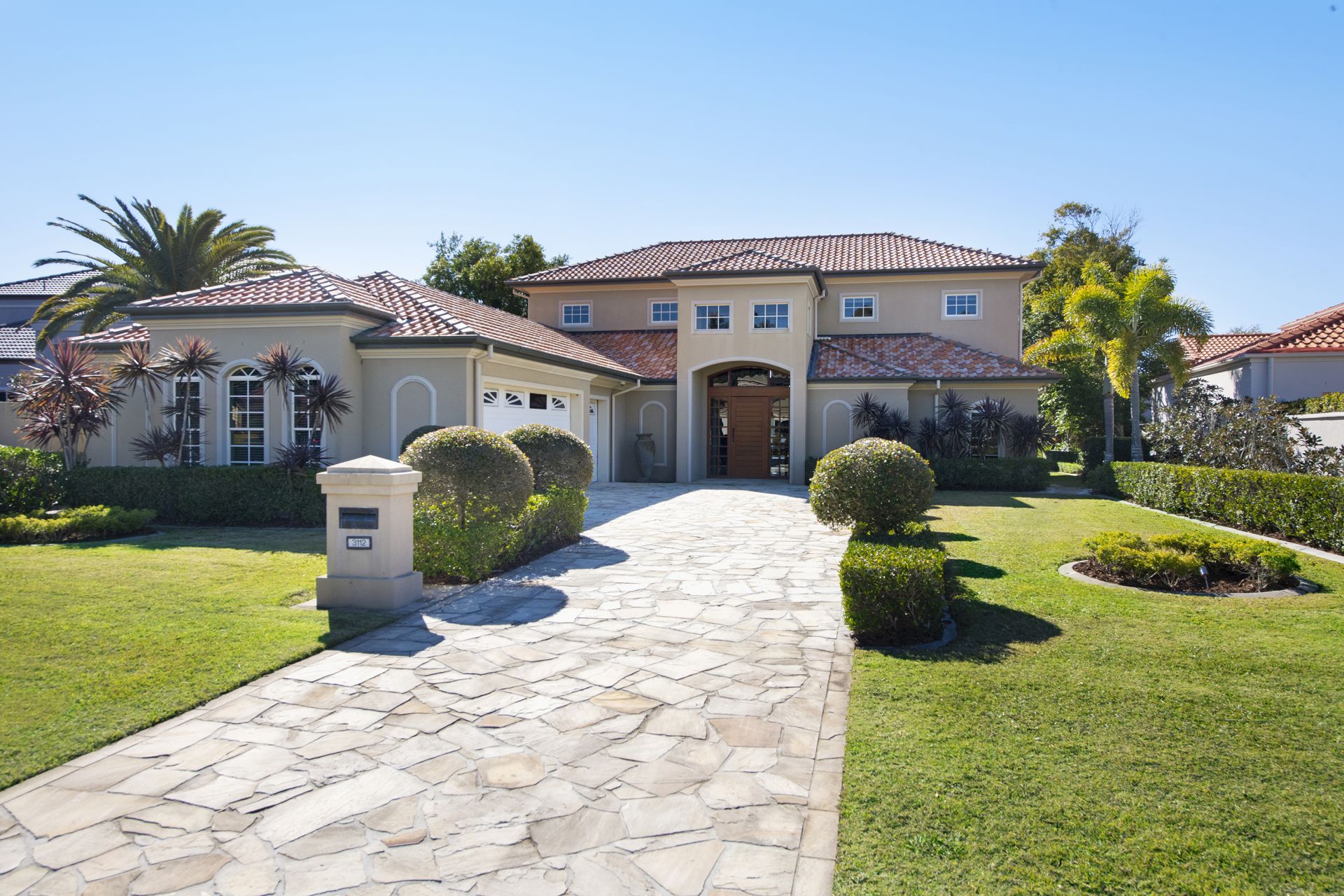 3112 Riverleigh Drive, Hope Island - Thumbnail 2