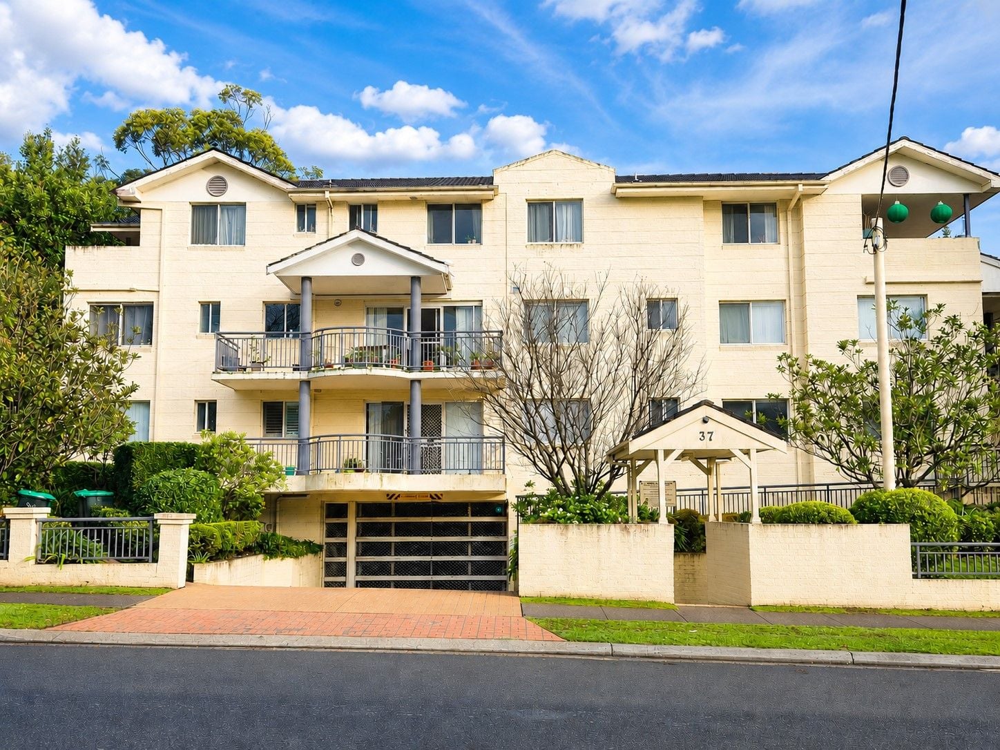 3/37-39 Sherbrook Road, Hornsby