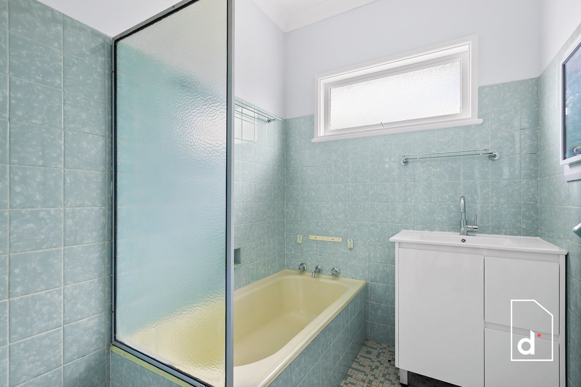 69 Hutton Avenue, Bulli NSW