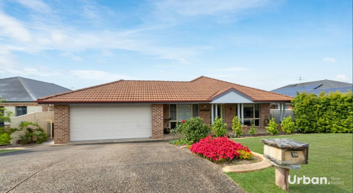 Aberglasslyn 19 Pyalla Avenue