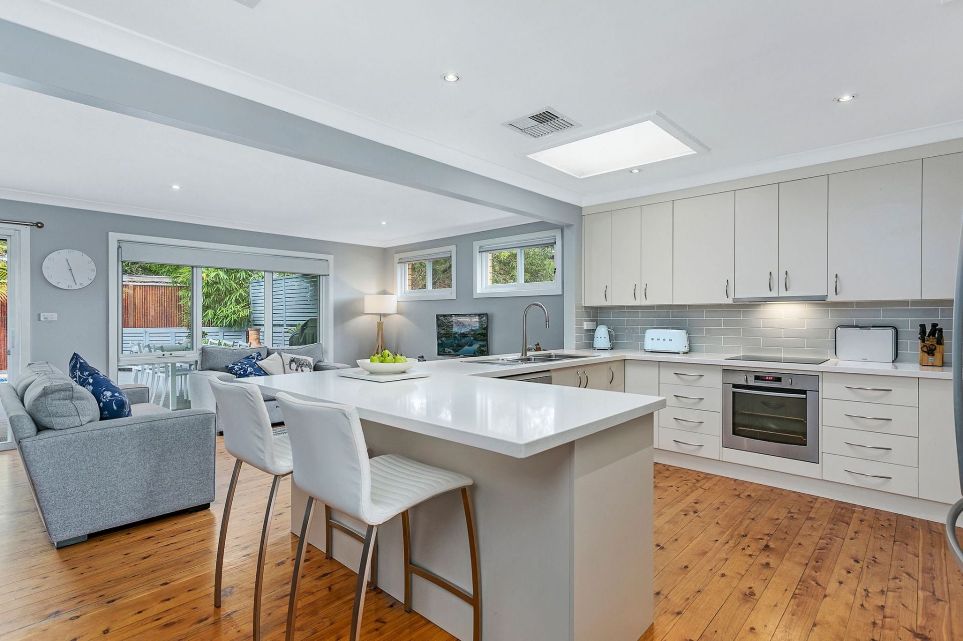 30 Stirling Avenue Kirrawee NSW, Kirrawee - Thumbnail 3