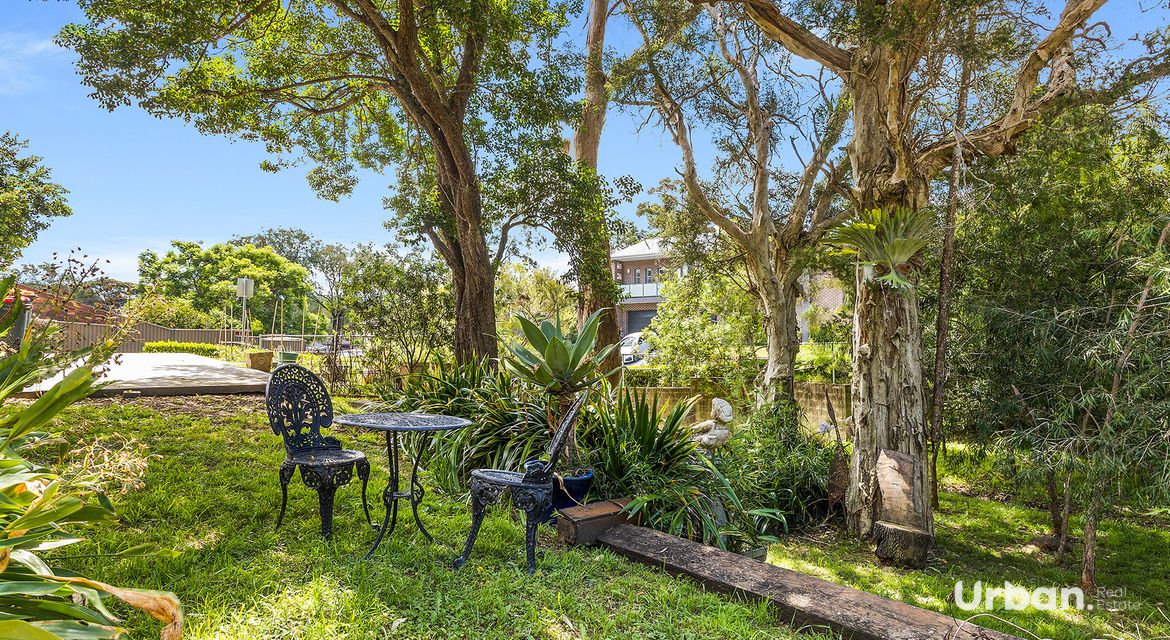 Dapto 9 Baywood Avenue