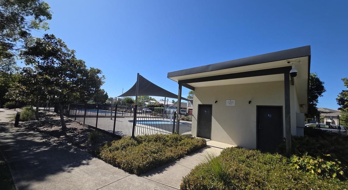 Bardia 65 Ingleburn Gardens Drive