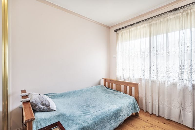 8 Casey Drive, Lalor