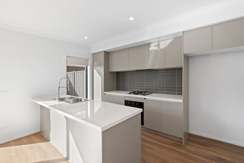 27 Turning Loop, Fraser Rise