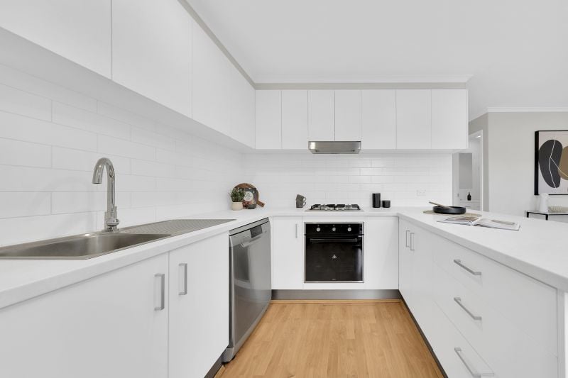 63 Pindari Avenue, Mill Park