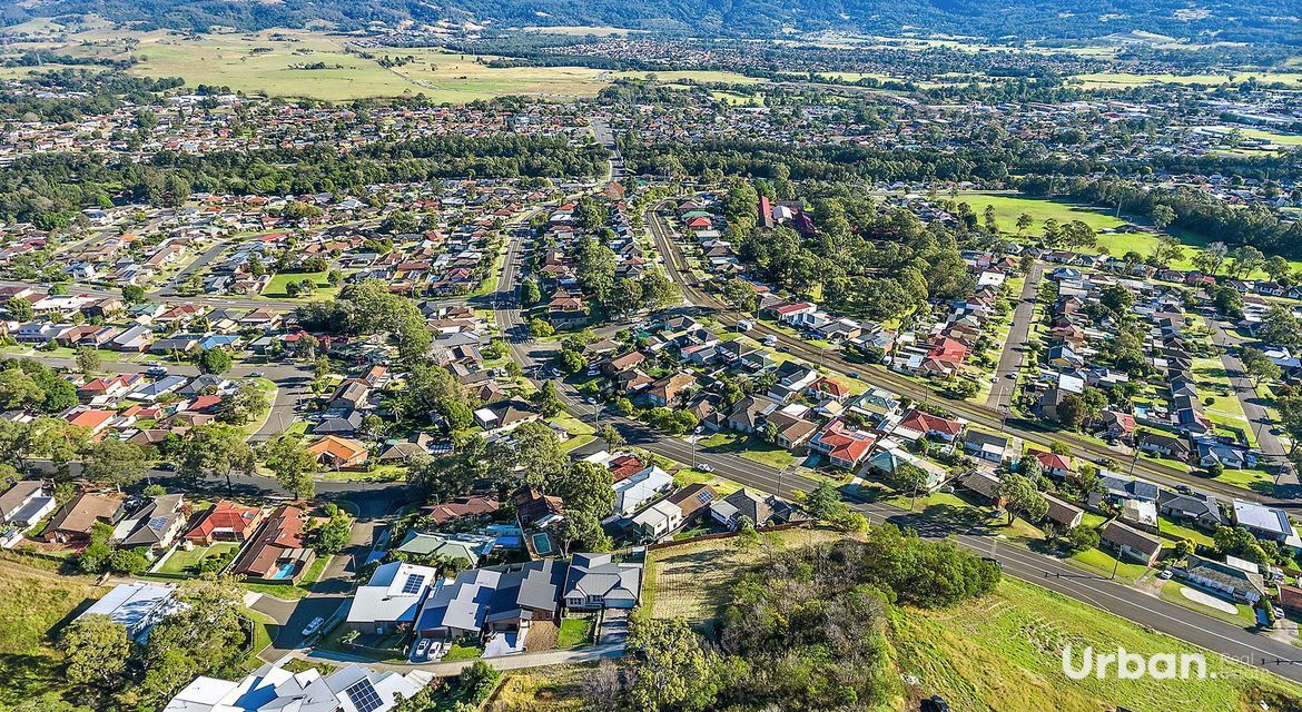 Dapto 14 Baywood Avenue