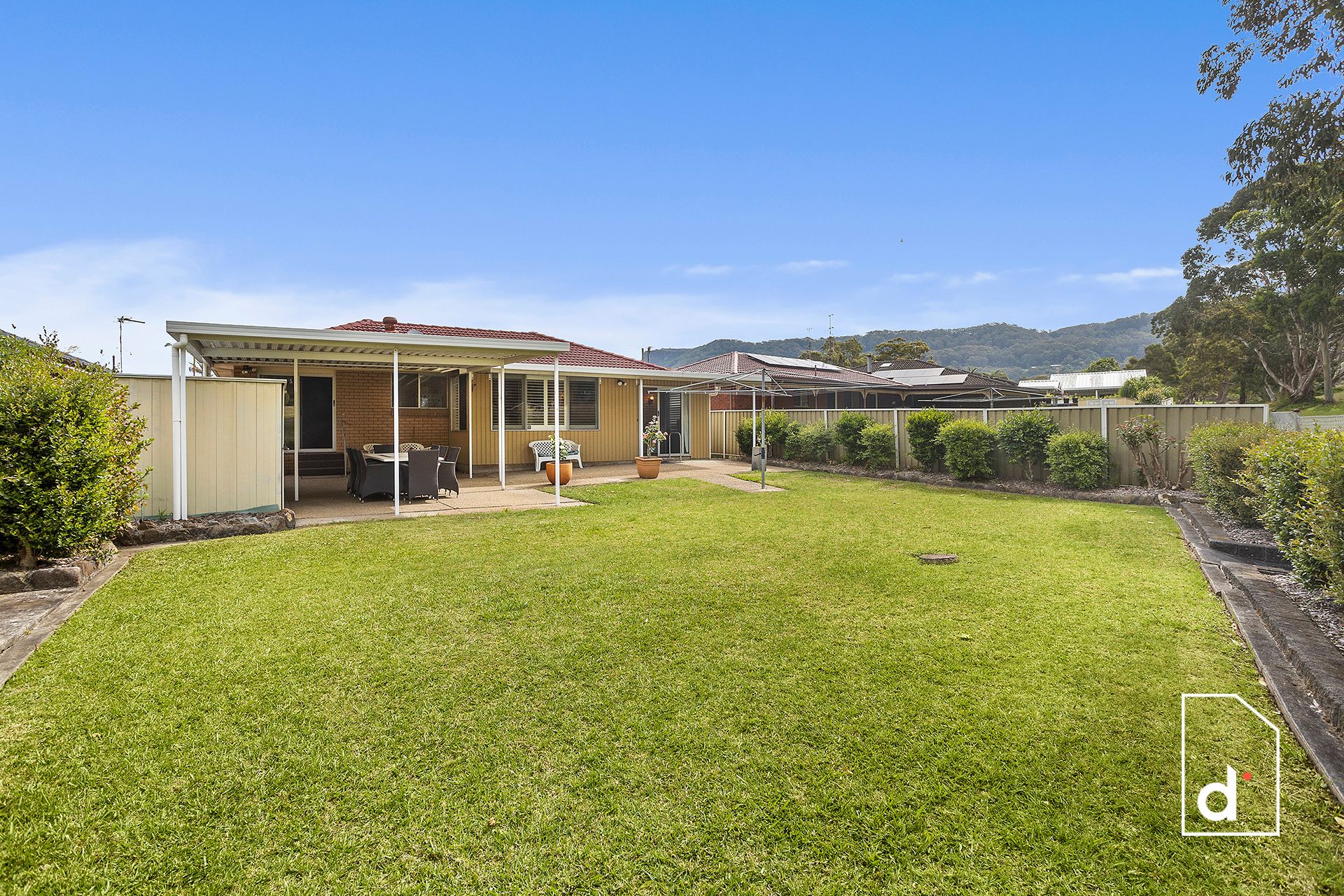 33 Kathleen Crescent, Woonona NSW