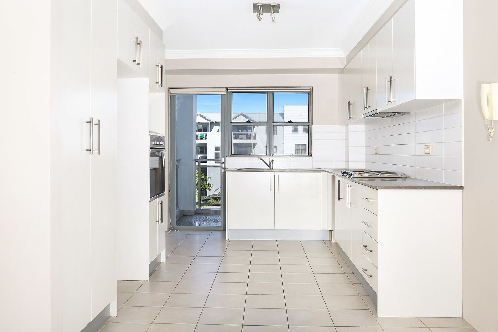 28/20-26 Addison Street, Shellharbour - Thumbnail 4