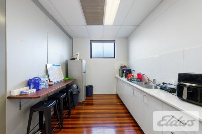 REFURBISHED 1ST FLOOR OFFICE WITH 5 CAR PARKS!