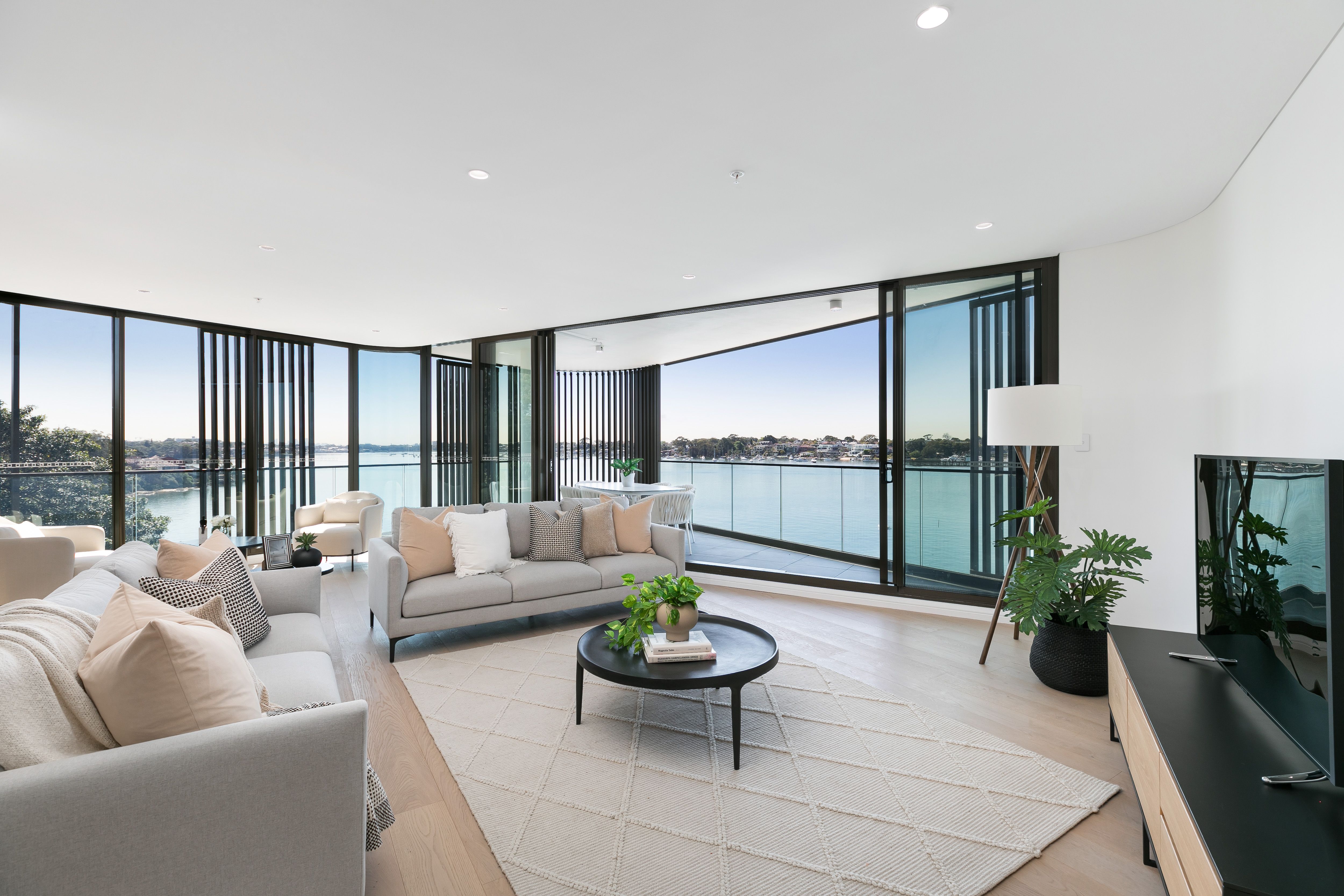 3012/472 Princes Highway BLAKEHURST 2221