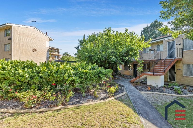 9J/59 Tenth Avenue, Inglewood