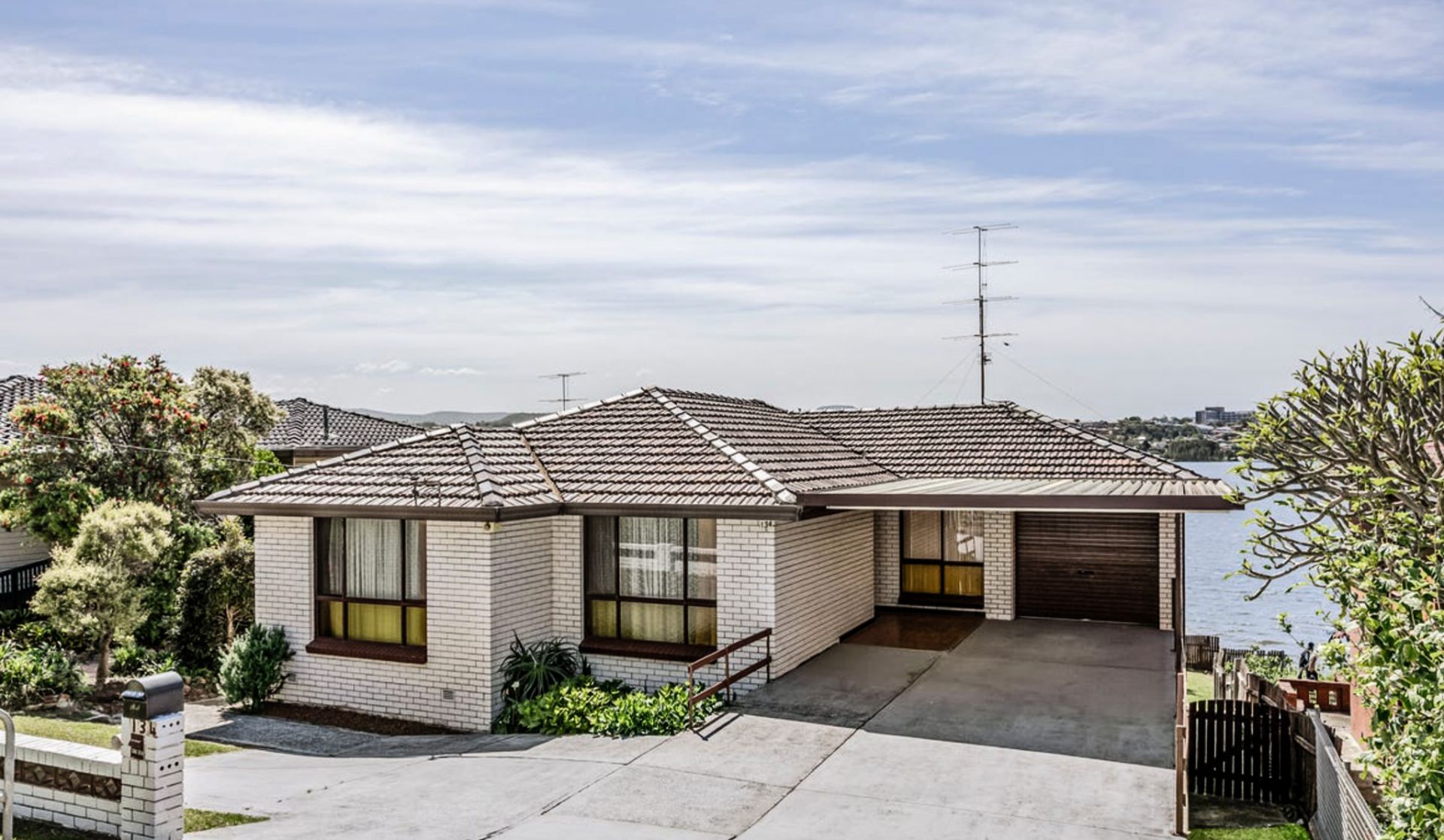 134 Lakeview Parade, Primbee NSW 2502, Primbee - Thumbnail 2
