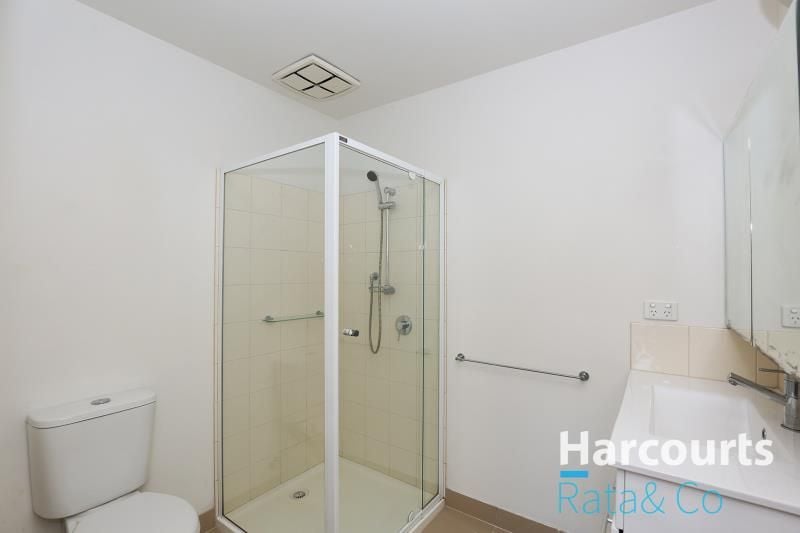 9 Grasstree Way, Bundoora