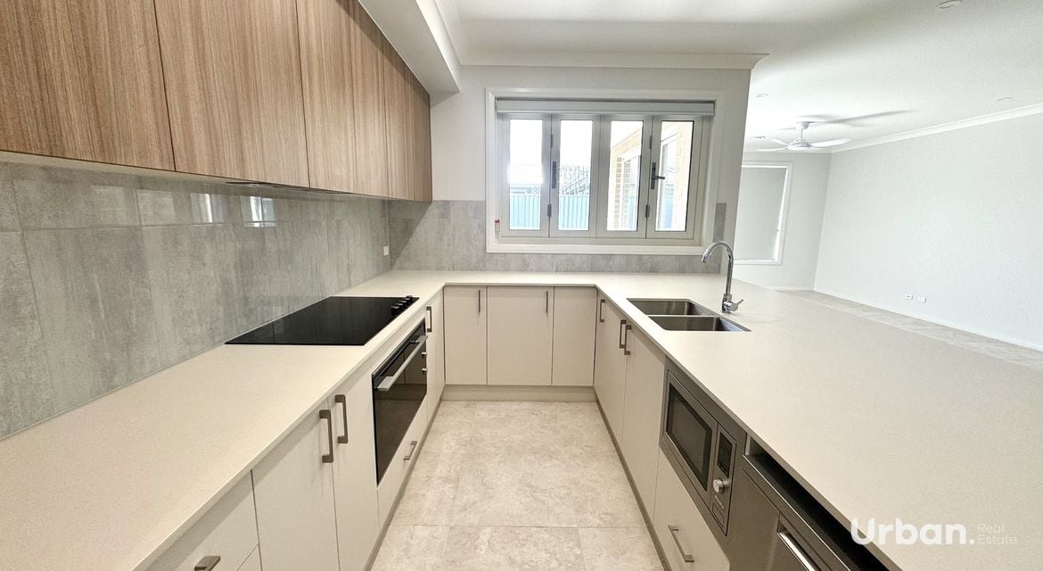 Oran Park 6 Chesterman Loop