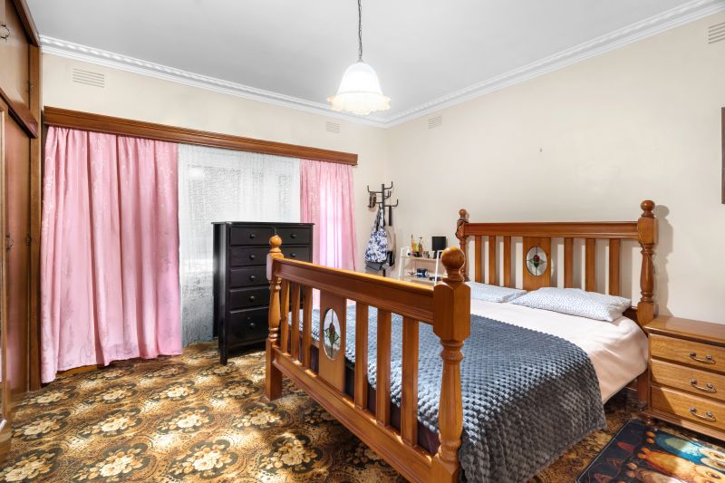 10 Richards Street, Lalor