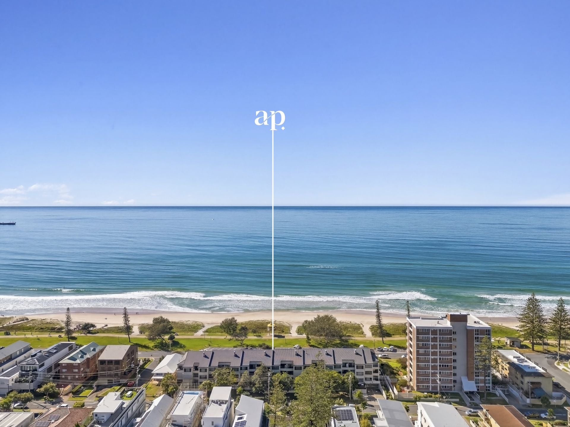 207/98 Marine Parade, Miami - Thumbnail 2