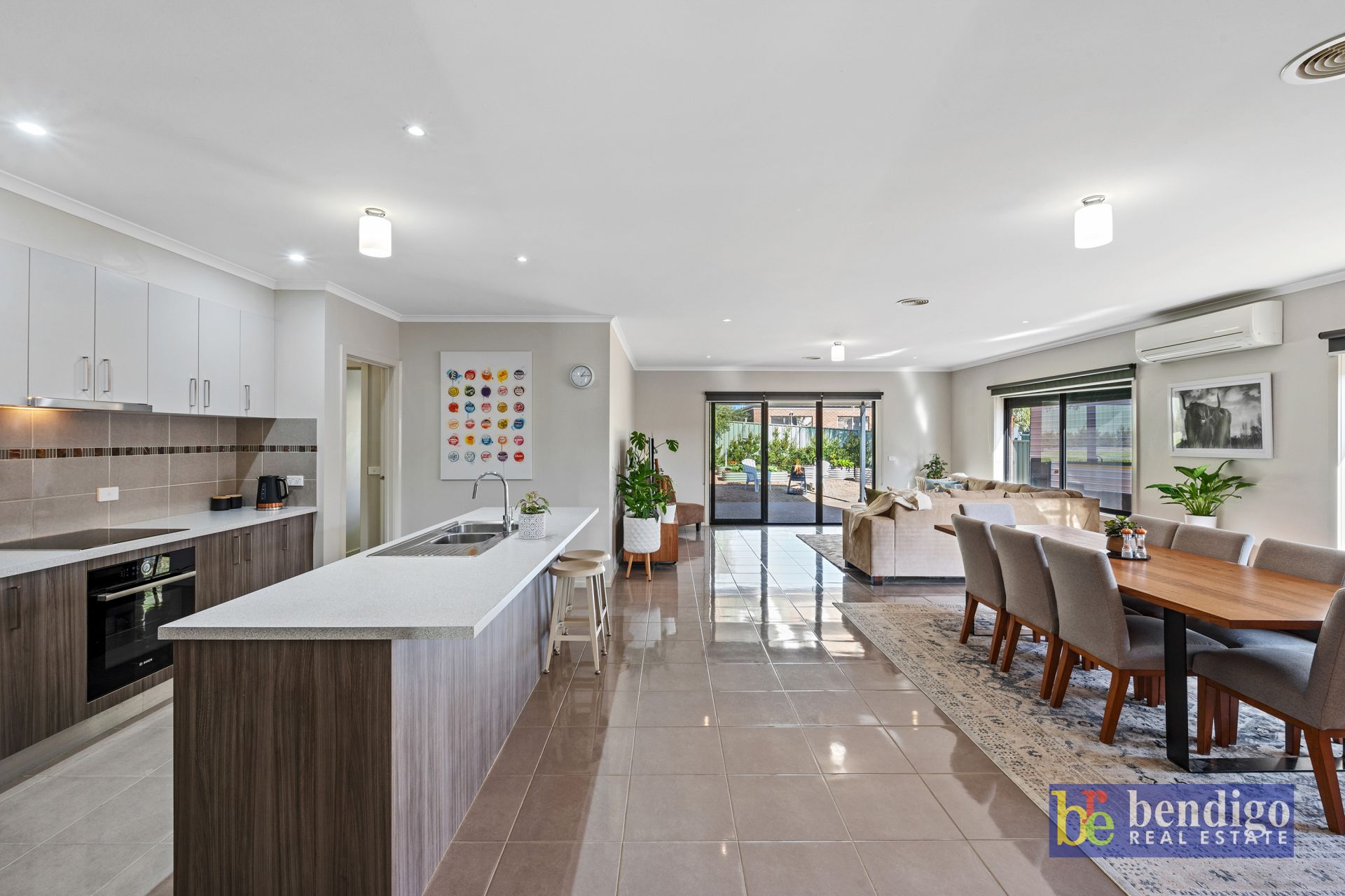 8 Amanda Drive Maiden Gully VIC, Gully - Thumbnail 2