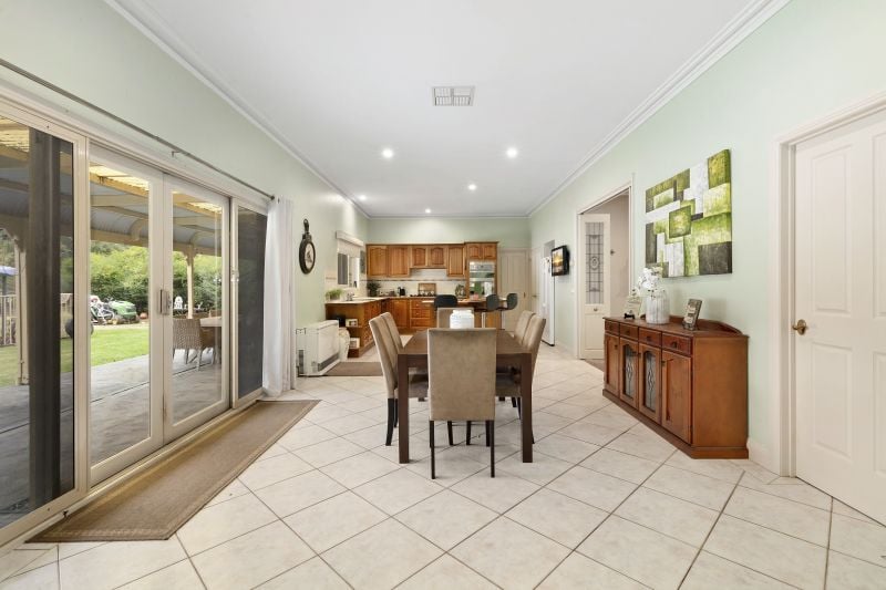 6 Retland Drive, Whittlesea