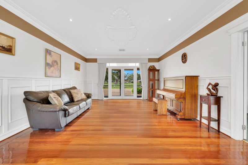 30 Forest Red Gum Drive, Mickleham