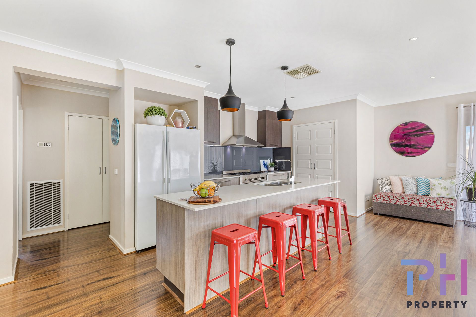 64 Yellowgum Drive EPSOM VIC, Epsom - Thumbnail 2