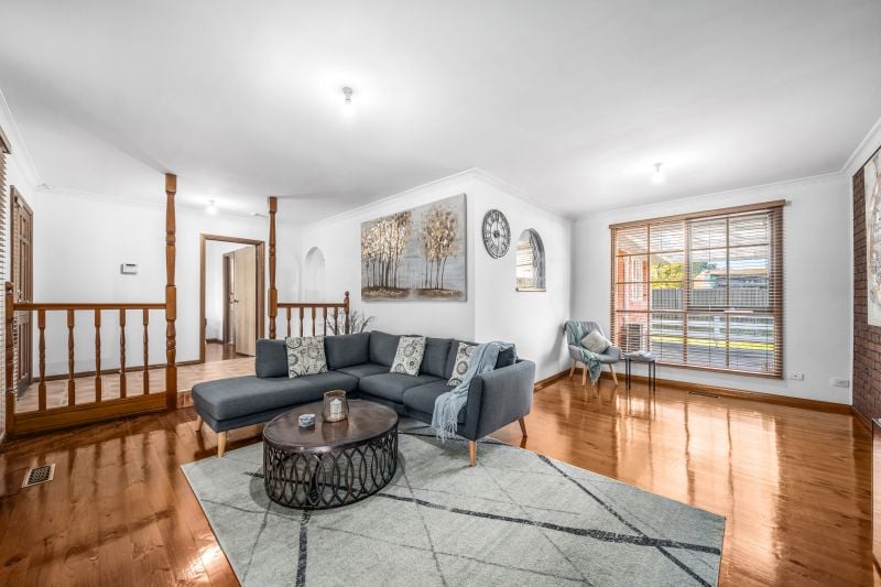 4 Plymouth Court, Epping