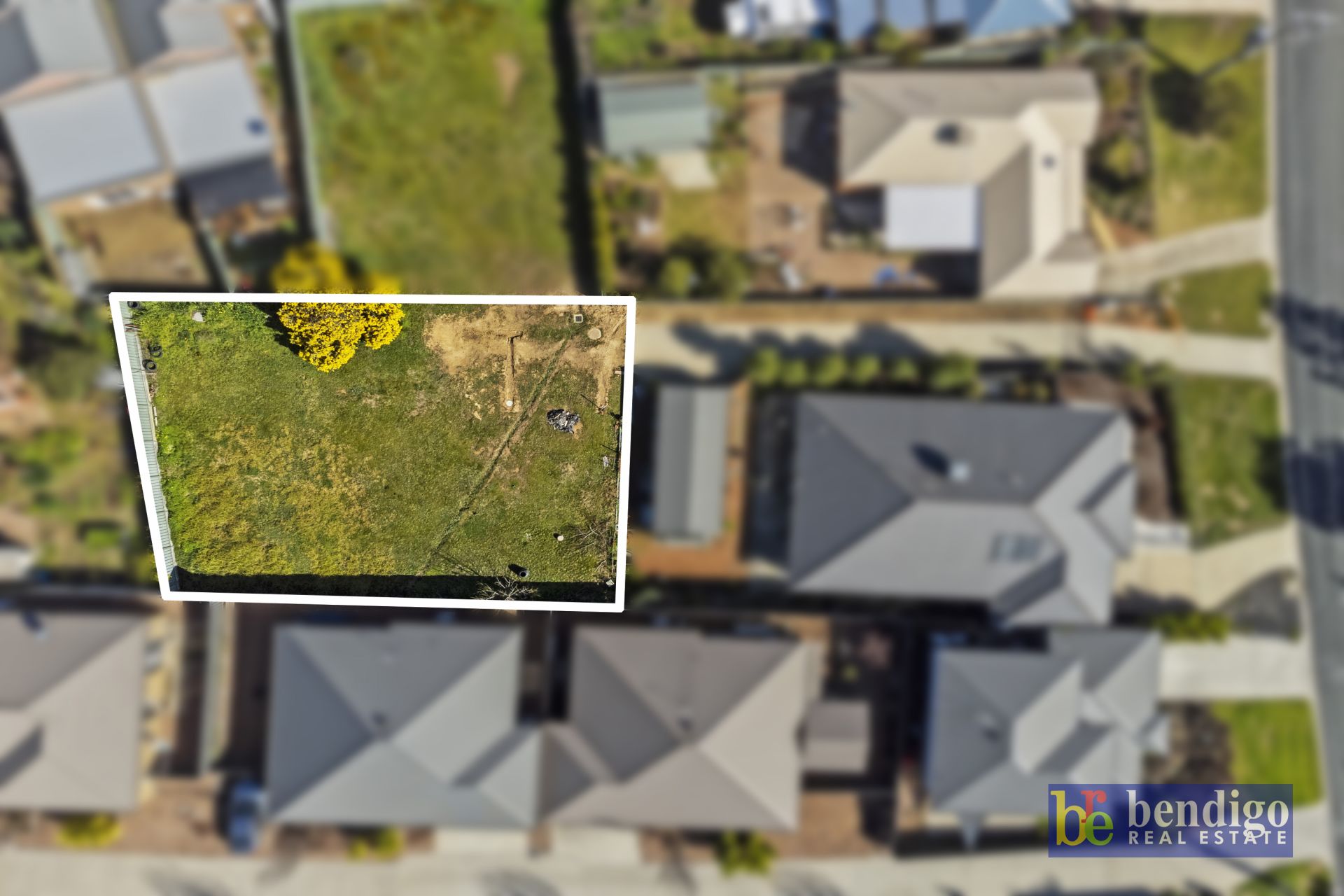 2/37 Pallett Street Golden Square VIC, Square - Image 1