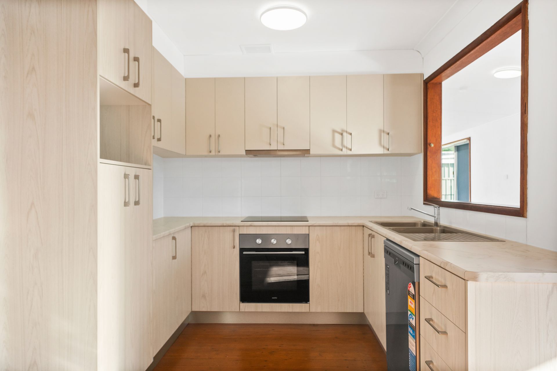 82 Hertford Street, Berkeley NSW, Berkeley - Thumbnail 3
