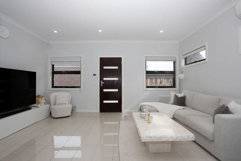 2/68 Heyington Avenue, Thomastown