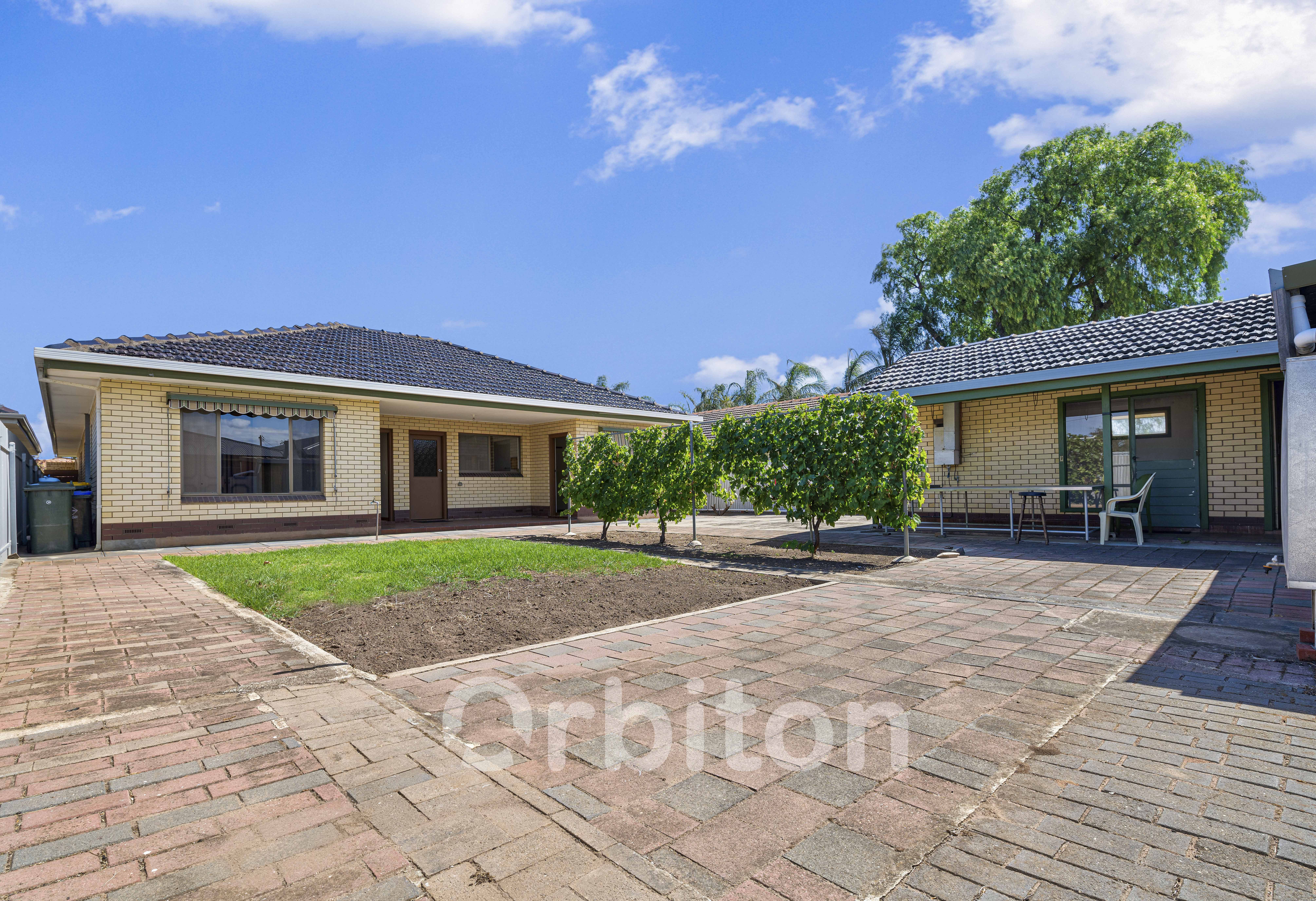 4 Lachlan Ave, Woodville West SA 5011
