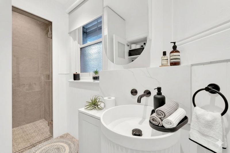 11 Wimbledon Avenue, Elwood, Elwood - Thumbnail 8