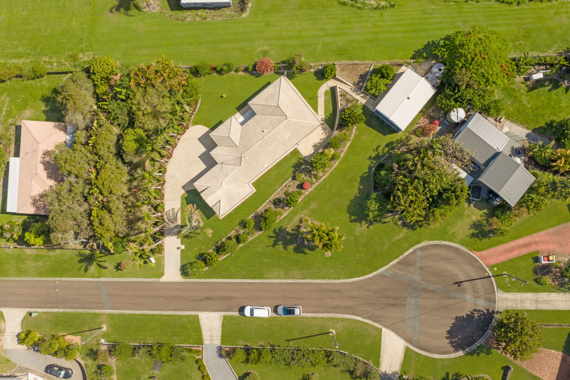 3 Farmborough Court, Southside - Thumbnail 4