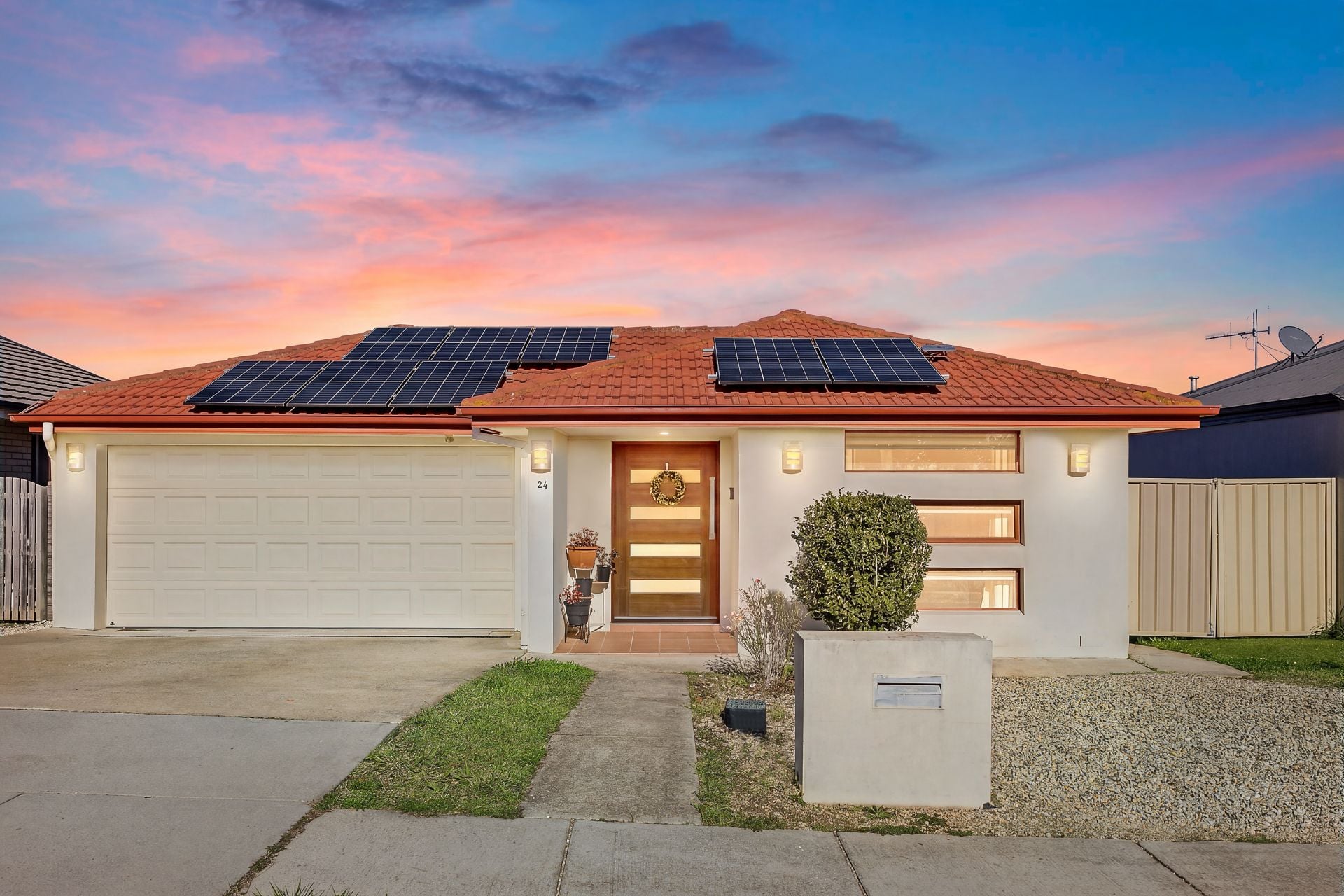 24 Murrjinelle Circuit, Bonner