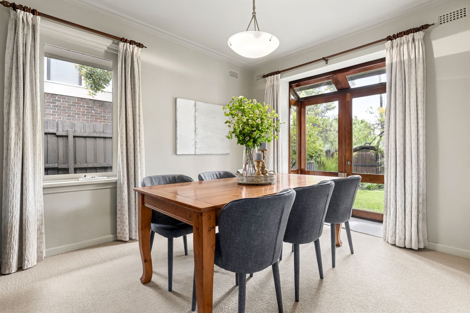 210 Thomas Street, Hampton, Hampton - Thumbnail 2