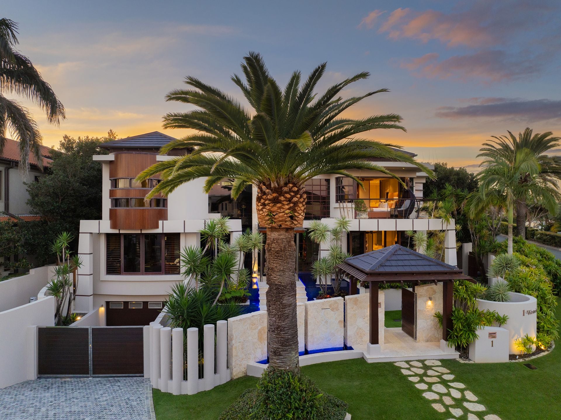 1 Westminster Court, Sovereign Islands - Thumbnail 3