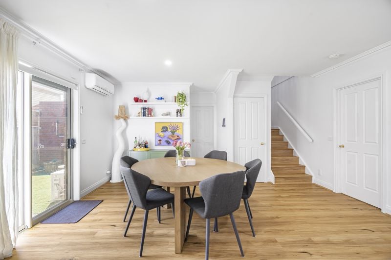 2/165-167 Dalton Road, Lalor