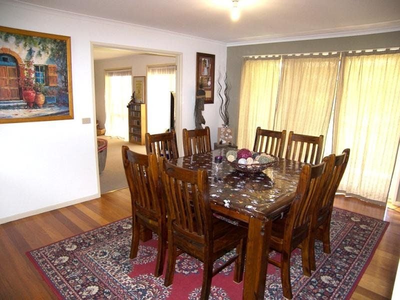 10 Sovereign Court STRATHDALE VIC, Strathdale - Thumbnail 2