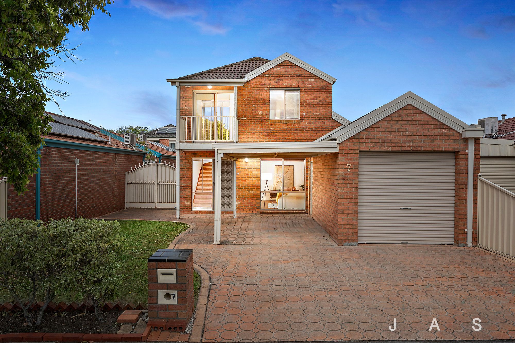 7 Birdwood Street, Maribyrnong, Maribyrnong - Thumbnail 2