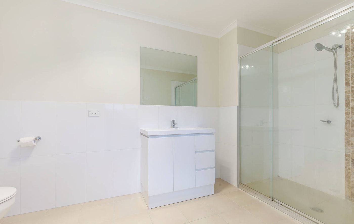 24/20 Clare Burton Crescent, Franklin, Franklin - Thumbnail 5