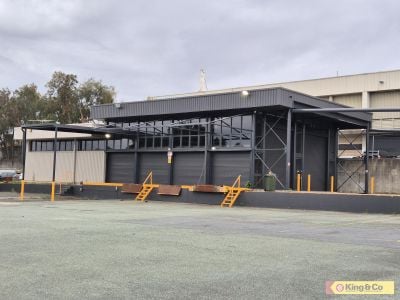 441sqm with Huge Yard!