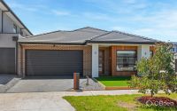 4 Scatter Road, Fraser Rise VIC