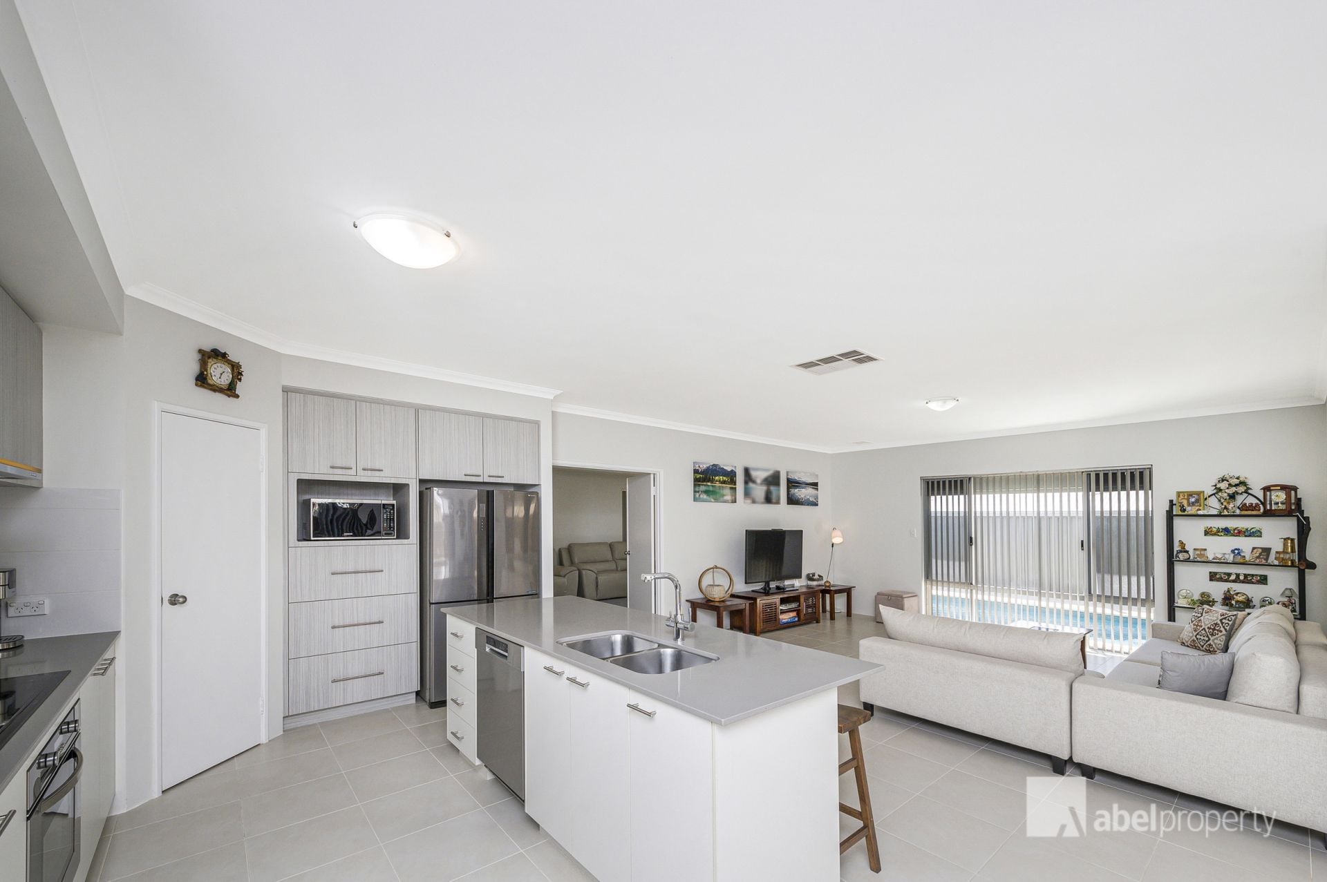41 Monroe Cross Aveley WA, Aveley - Thumbnail 5
