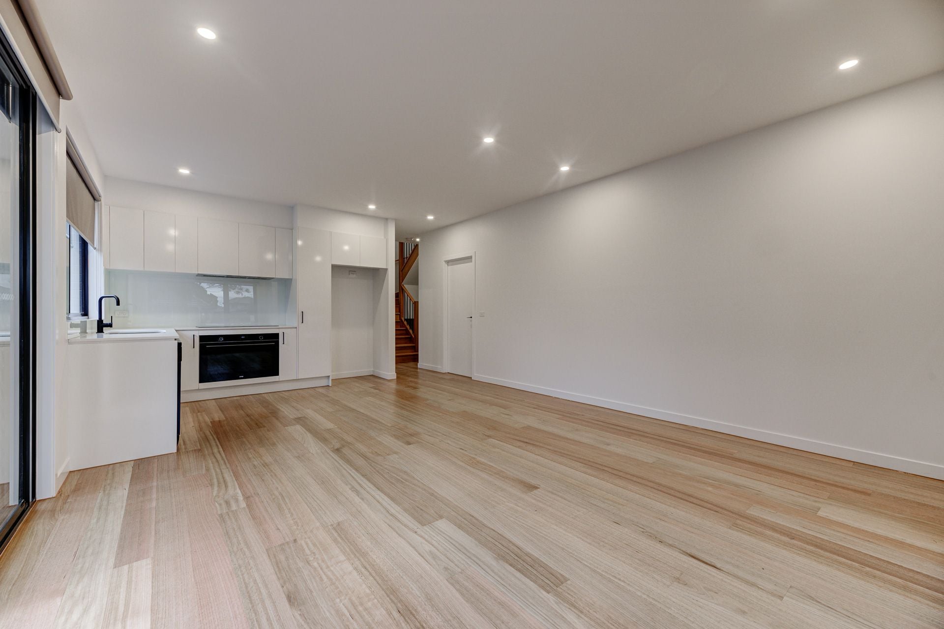 Modern Three Bedroom Townhouse!