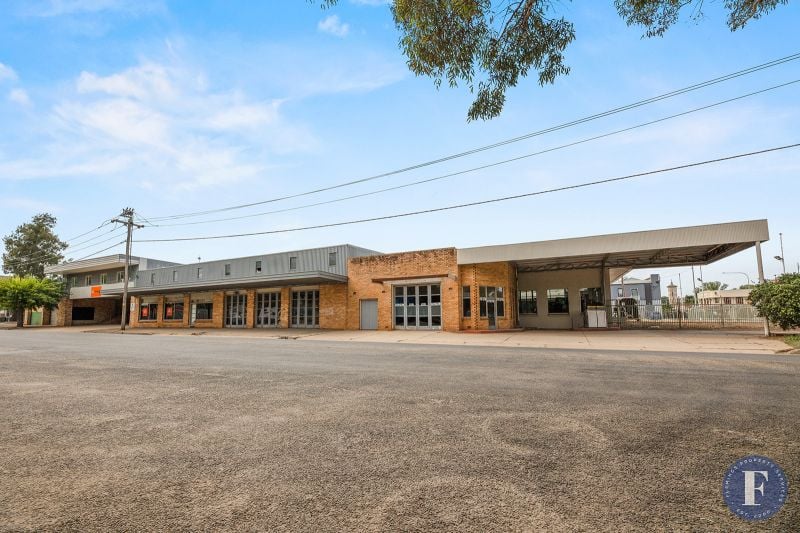 113 Wallendoon Street, Cootamundra NSW, Cootamundra - Thumbnail 2