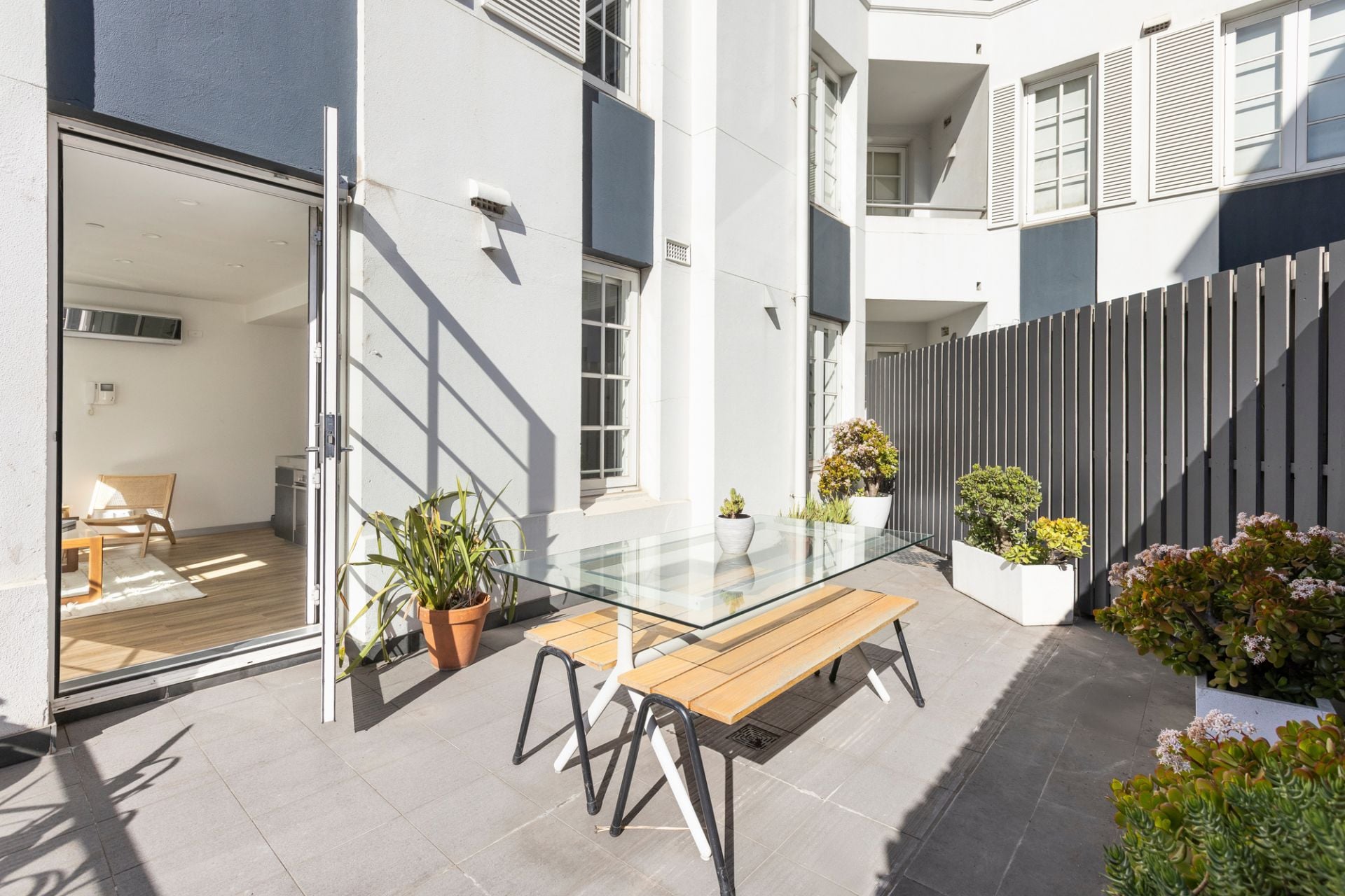 111/9 Commercial Road, Melbourne, Melbourne - Thumbnail 3