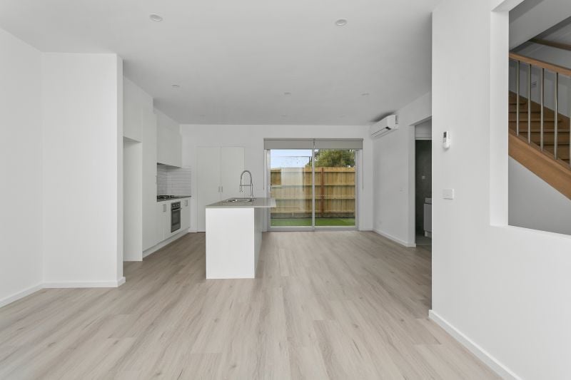 2/116 David Street, Lalor