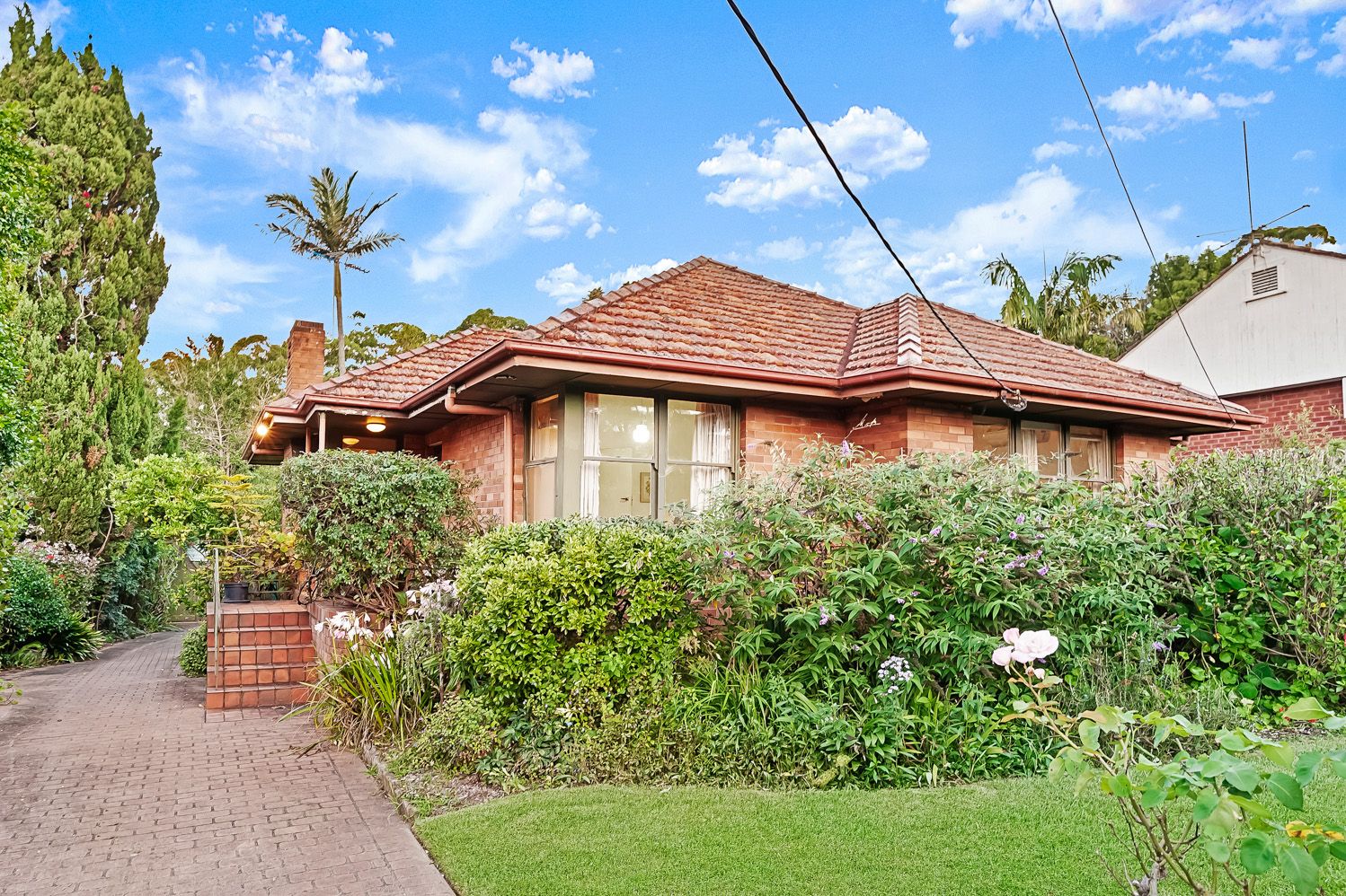 16 Buckingham Avenue, Normanhurst, Normanhurst - Thumbnail 2