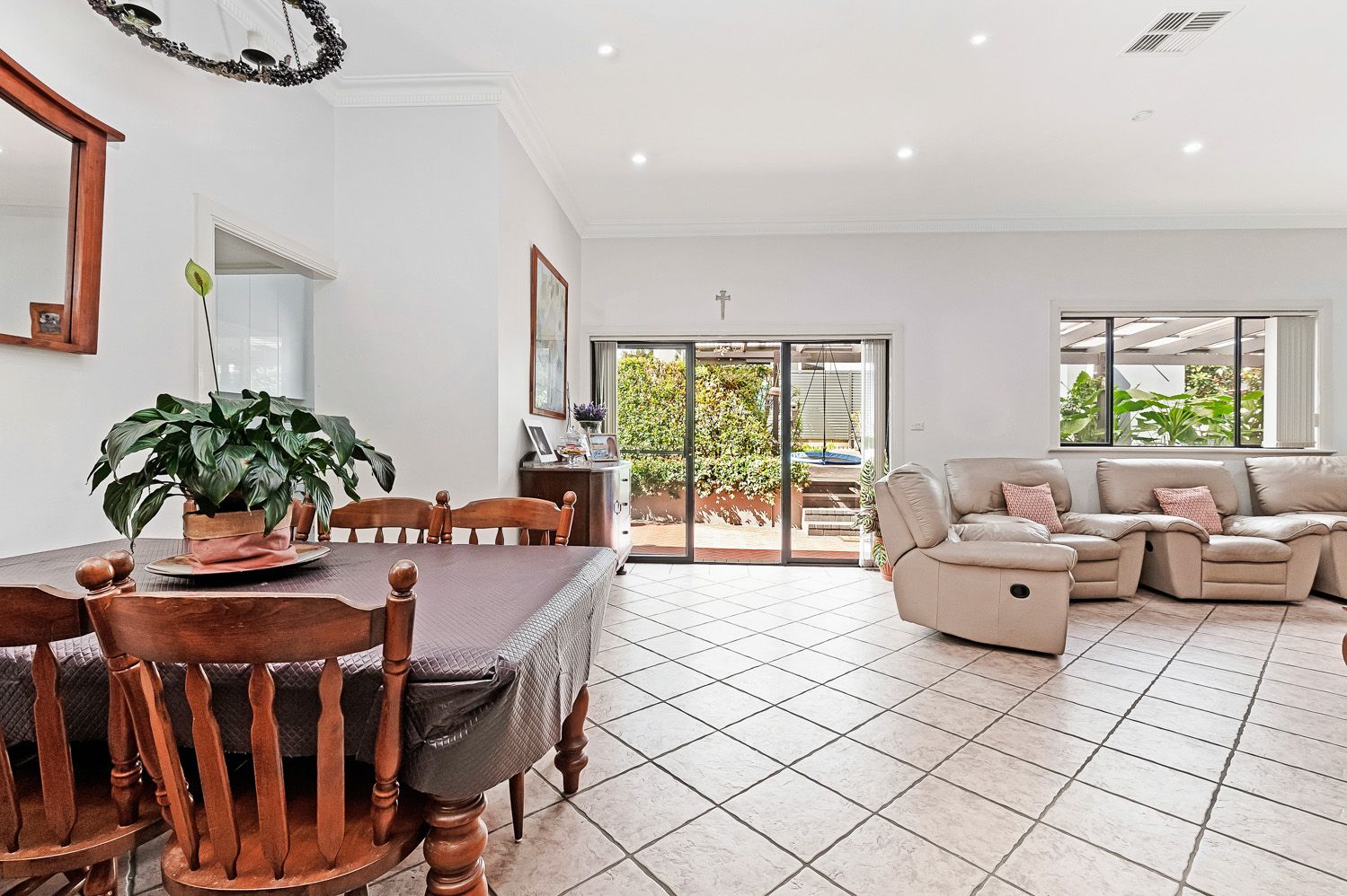 17 Hewitt Avenue, Wahroonga, Wahroonga - Thumbnail 5
