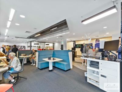 HIGH EXPOSURE GROUND FLOOR RETAIL/OFFICE!