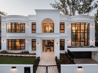 West Pymble 15 Wallalong Crescent